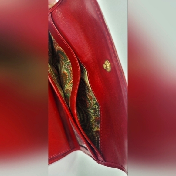 DOONEY & BOURKE - BURGUNDY TRIFOLD Continental Clutch with Paisley - Picture 6 of 9